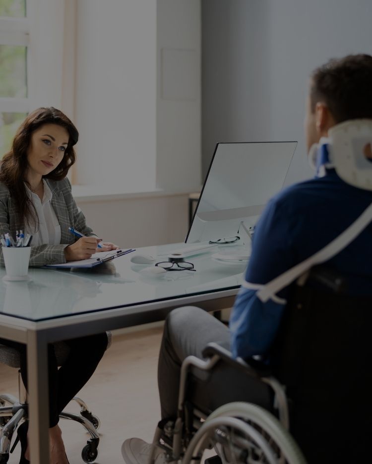 Hiring A Personal Injury Lawyer – 3 Things to Consider